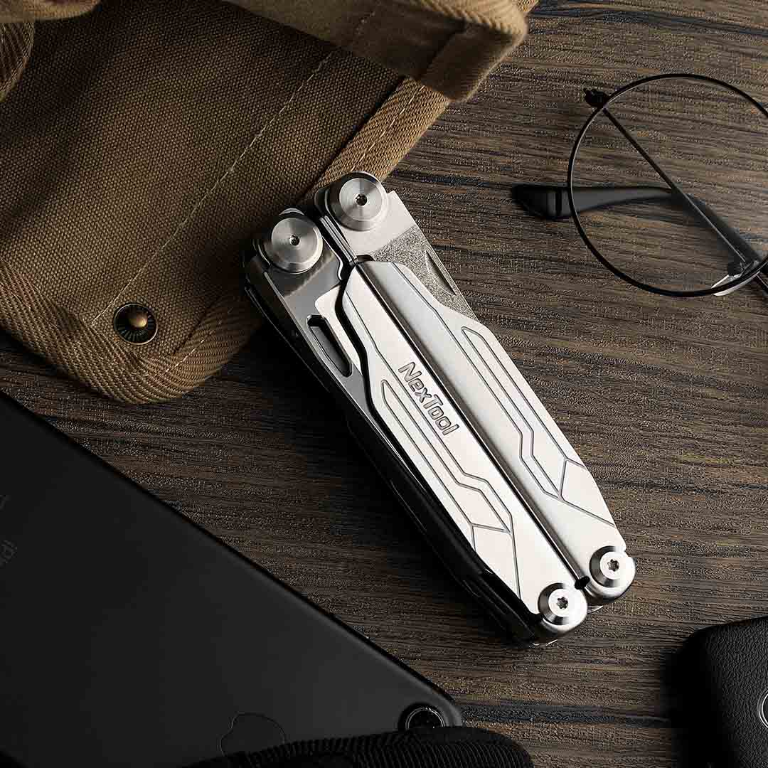 NexTool Flagship Captain multi-tools